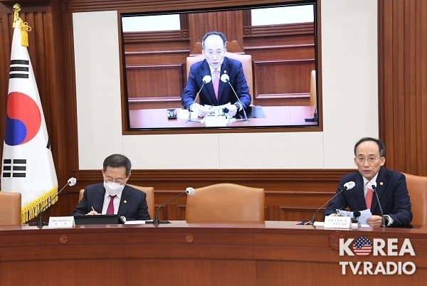 추 부총리 “내년 상반기까지 ‘재정비전 2050’ 수립”